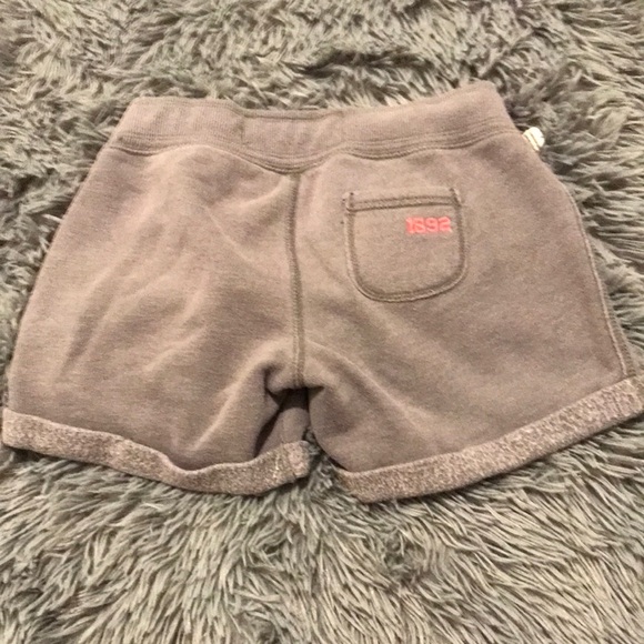 Vintage Y2k Abercrombie Charcoal Shorts with White Drawstring - Picture 2 of 2